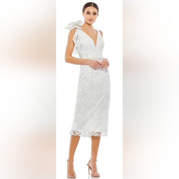 Mac Duggal NWT Ivory Sequin Embellished Sleeveless Cocktail Dress Size 2 #79337 - Picture 1 of 15